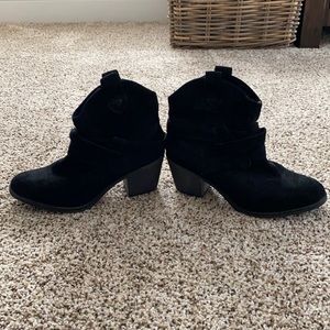Rocket Dog black slouch ankle booties